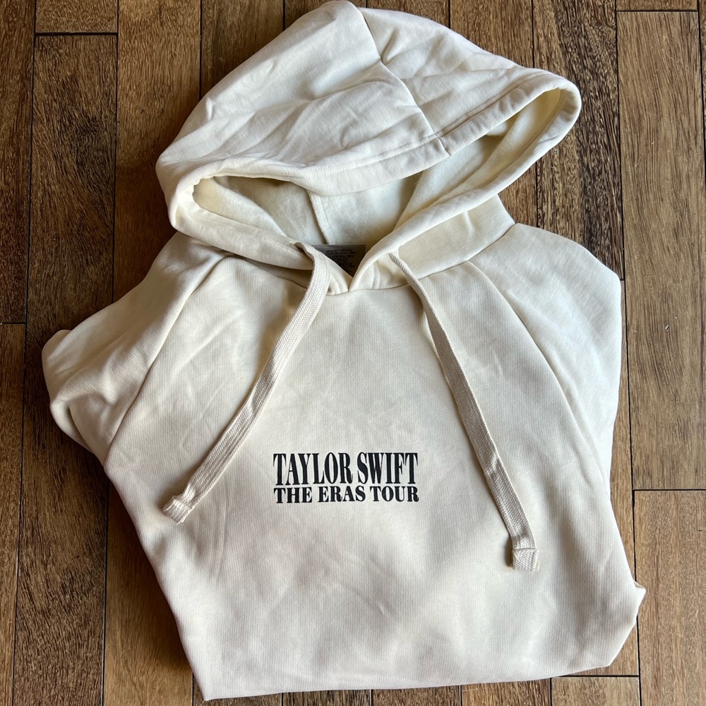 Taylor Swift Eras 2 Tour Beige hoodie size XL new